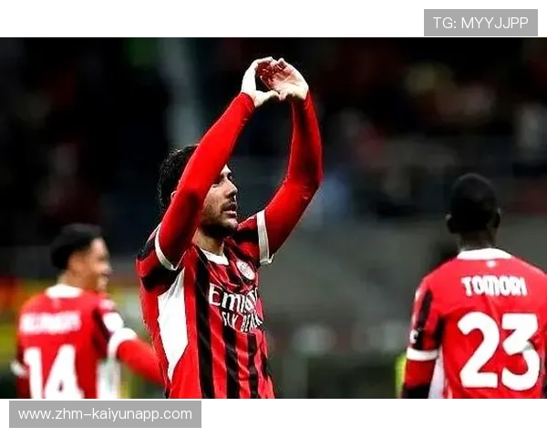 AC米兰边路速度优势明显，特奥传中未能形成最终威胁