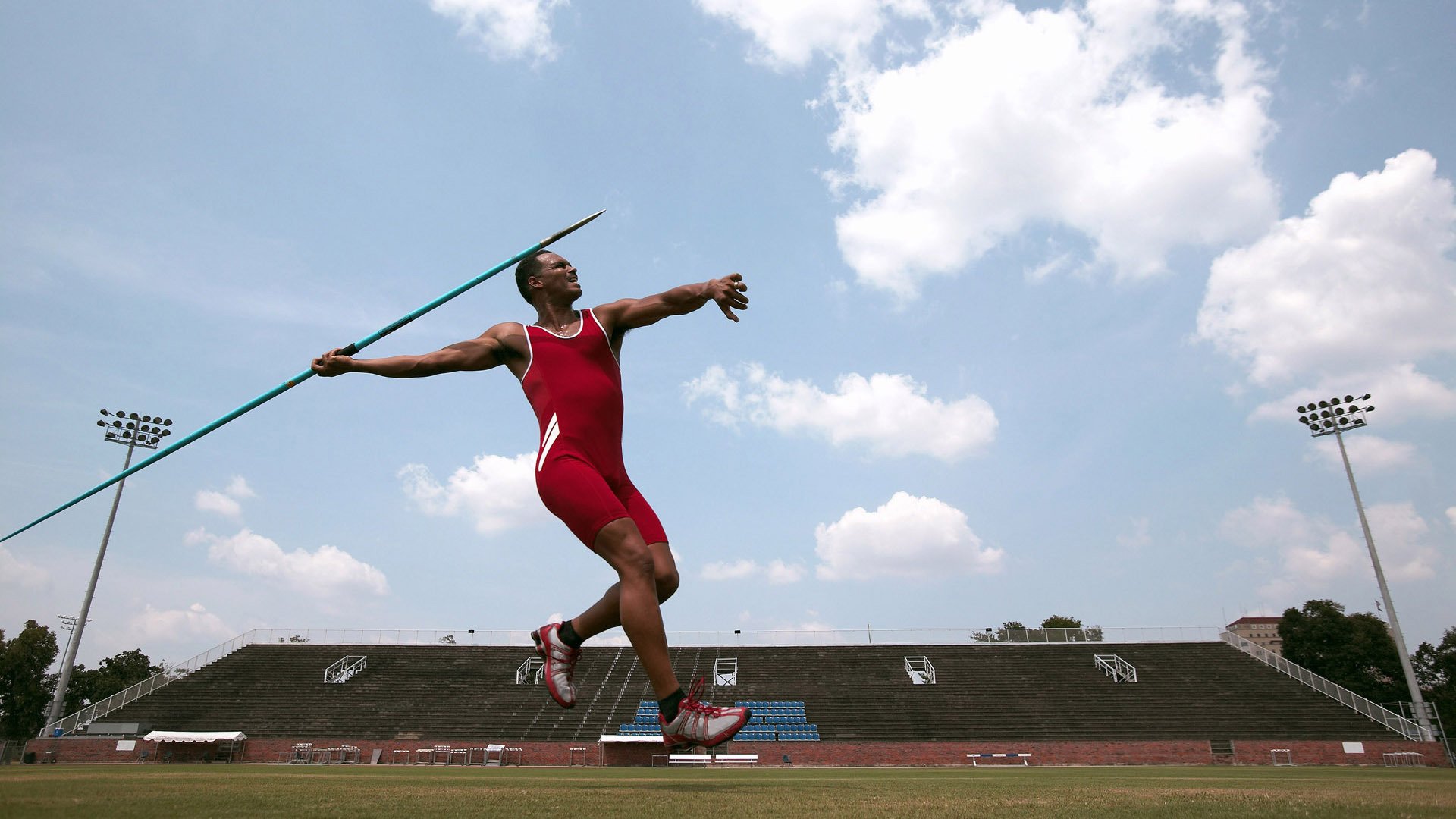 运动科技推动青少年体育训练模式变革，青少年体育技能